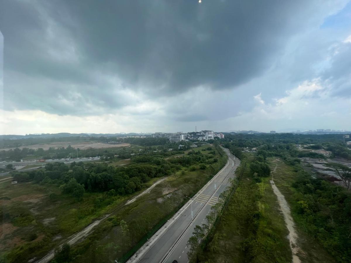 Mucihome Clio 3R2B, Putrajaya Condo Near To Ioi City Mall, Alamanda, Hospital Serdang, Wetland Studio Kru Dll- Non Smoking Home For Malaysian Only Esterno foto