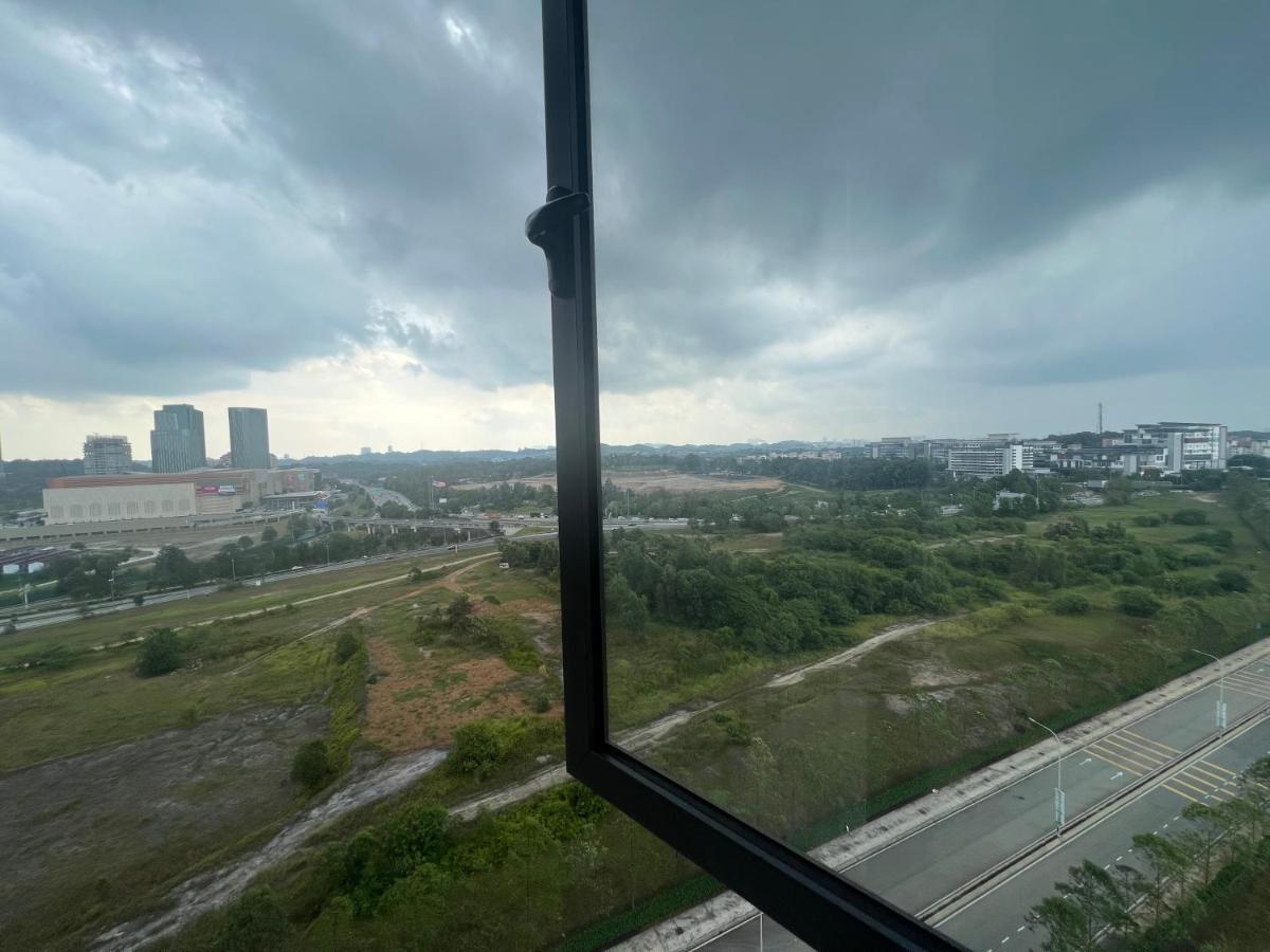 Mucihome Clio 3R2B, Putrajaya Condo Near To Ioi City Mall, Alamanda, Hospital Serdang, Wetland Studio Kru Dll- Non Smoking Home For Malaysian Only Esterno foto